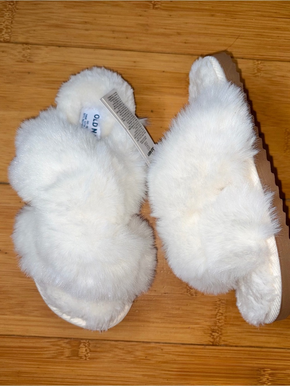 NWT Girl’s Size 3-4 Youth Shoe Size Slippers #slides #cozy